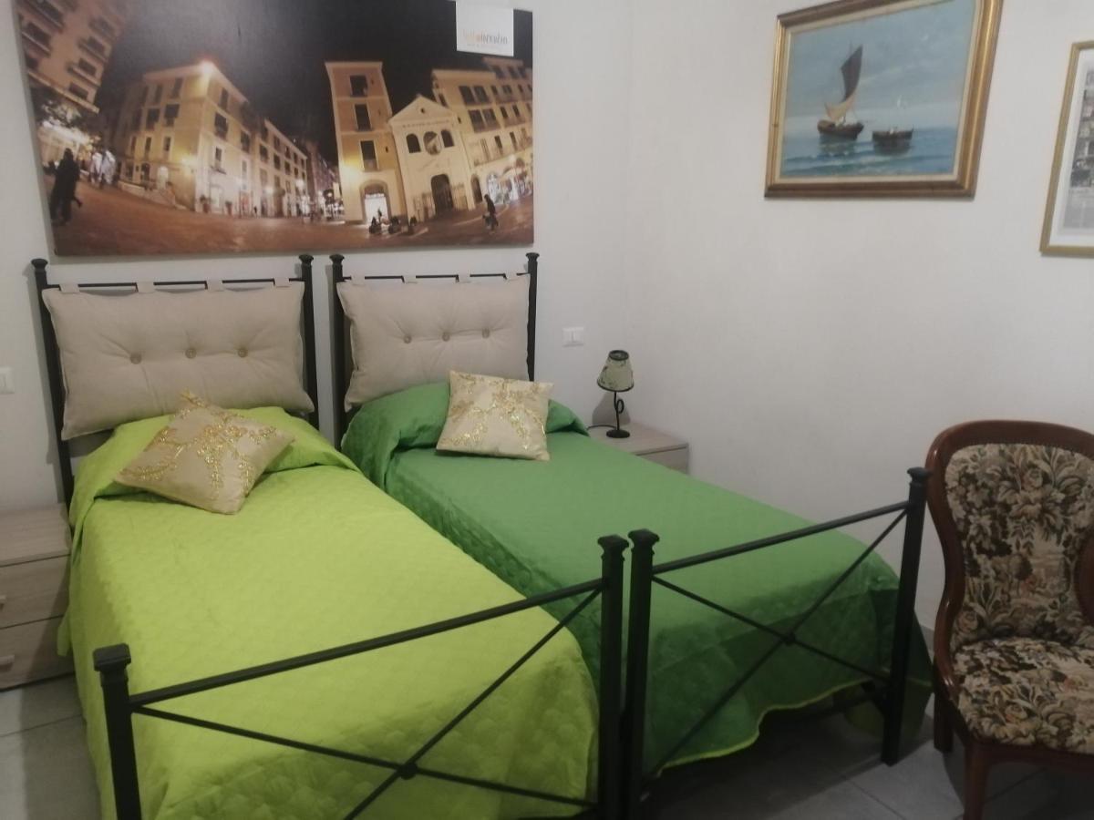 Tuttoincentro Bed & Breakfast Salerno Eksteriør bilde